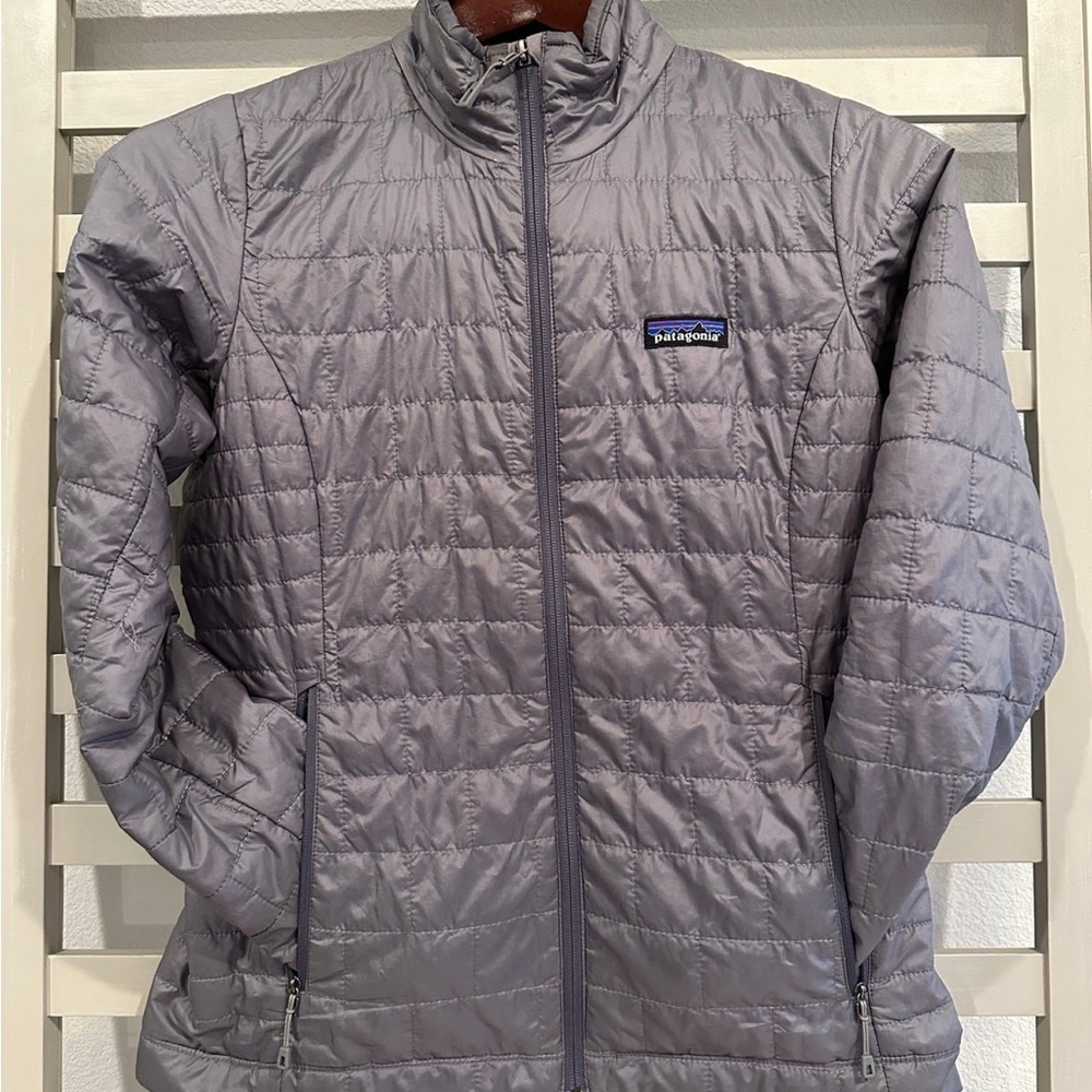 Women’s Medium Patagonia Nano Puff Coat